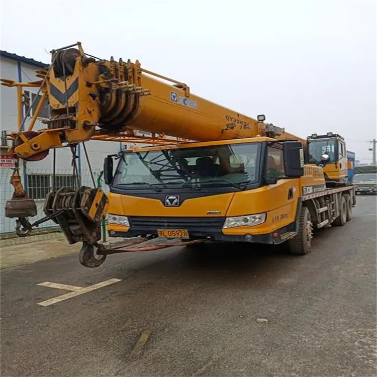 张金镇吊车出租保险：全面覆盖，安全无忧