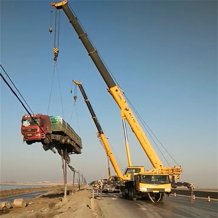 张金镇吊车怎么吊货车